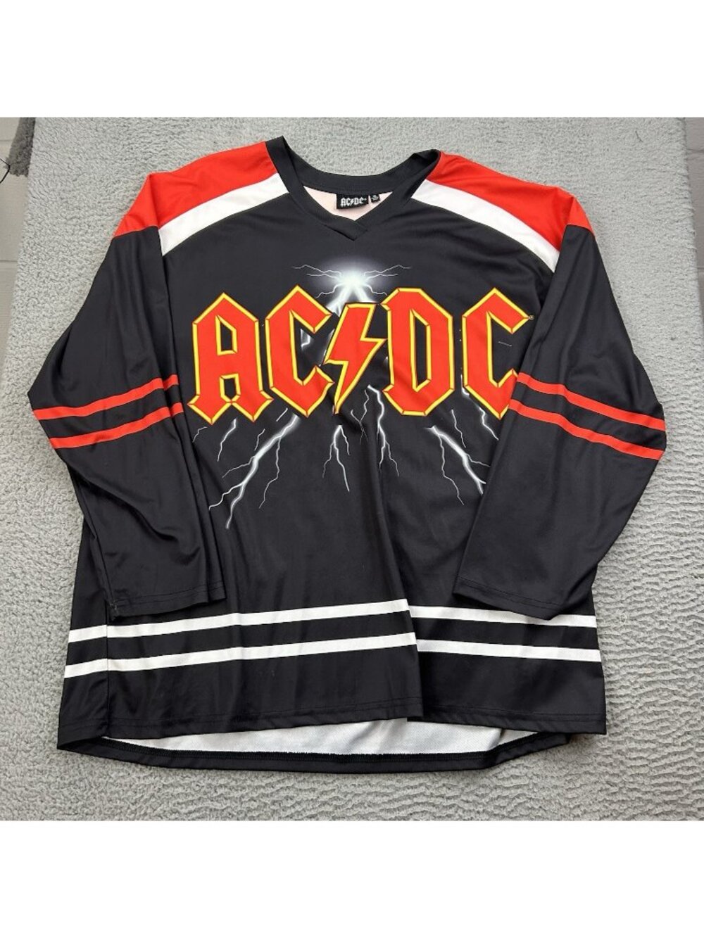 AC/DC Men's Graphic Hockey Jersey Size XL Black Long Sleeve Band
